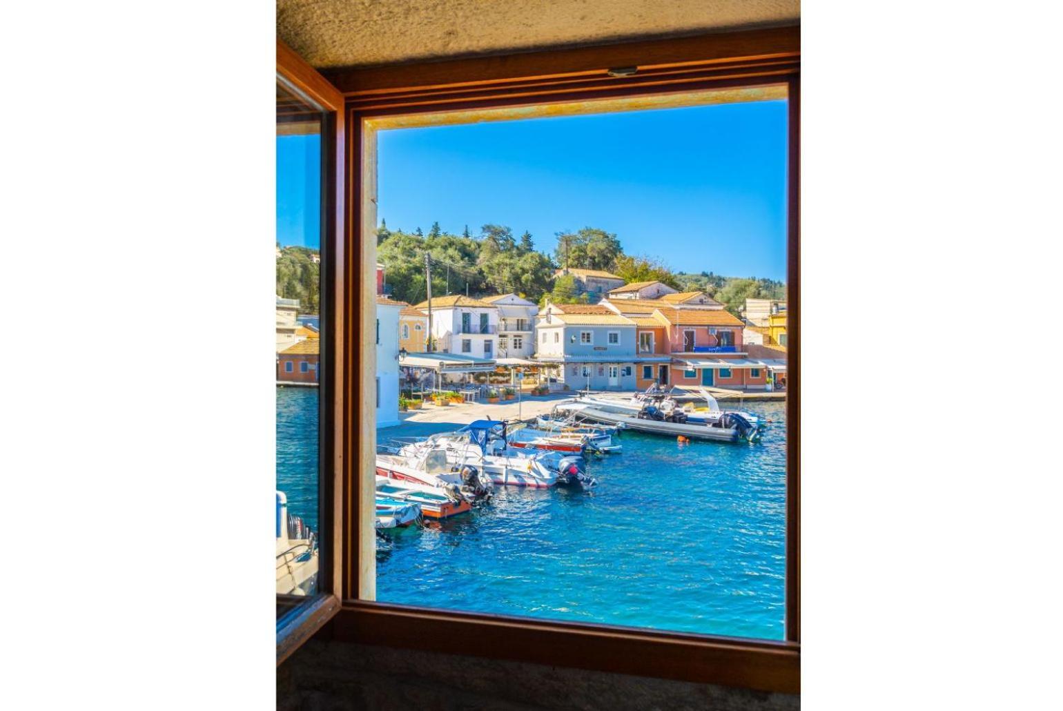 Appartamento Spiros Jetty House Longós Esterno foto